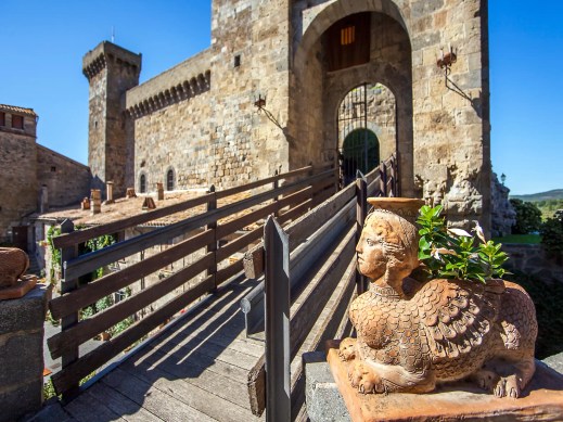 Budget friendly  Cervara-Abbey